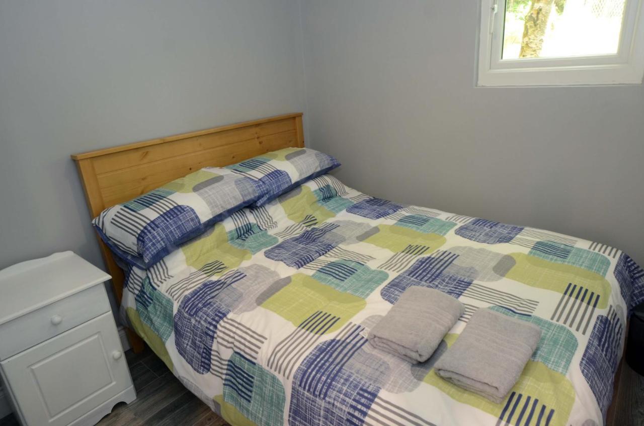 Tawny Lodge Westport Extérieur photo