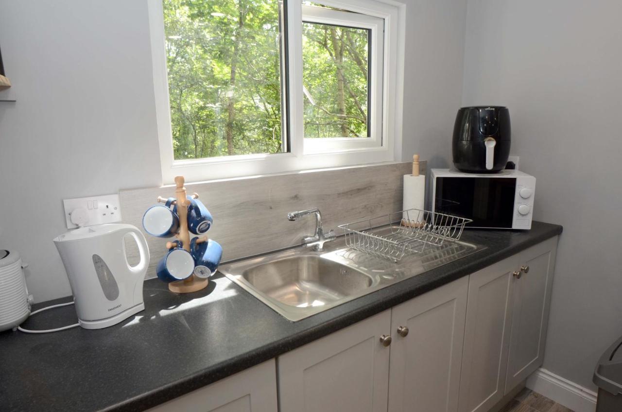 Tawny Lodge Westport Extérieur photo